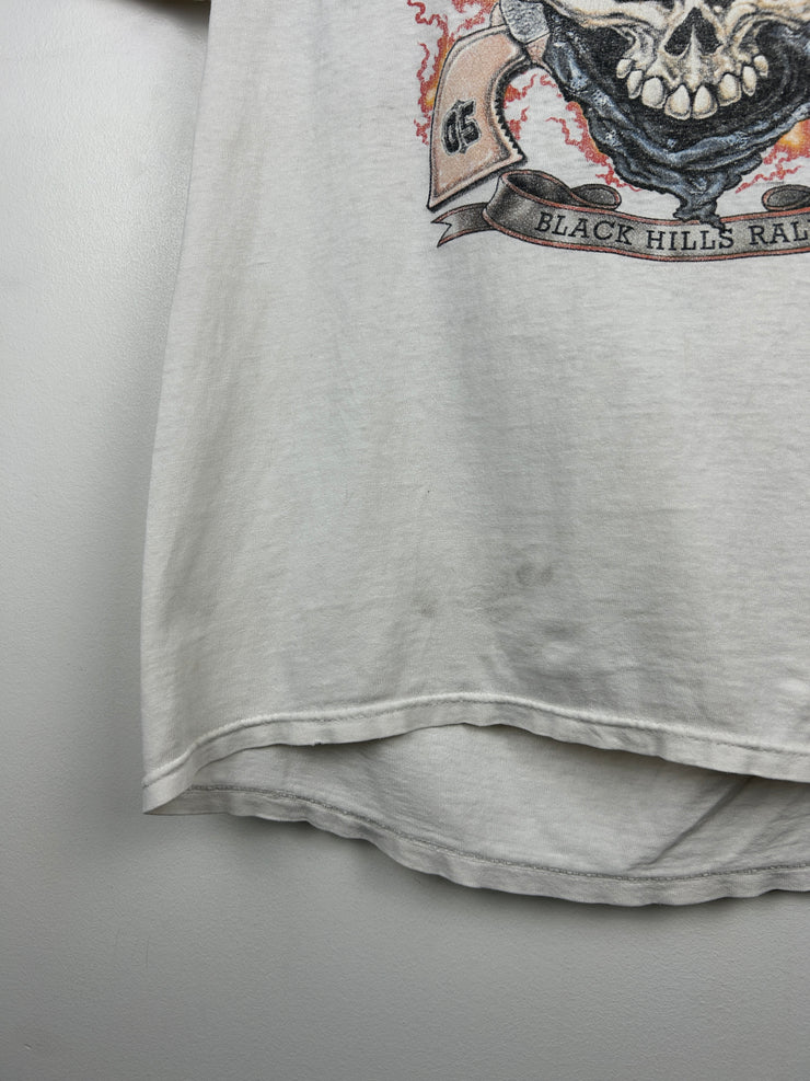 Vintage Sturgis Black Hills Rally Skull Thrashed White Tee