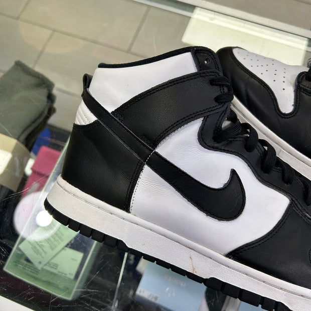 Nike Dunk High Panda