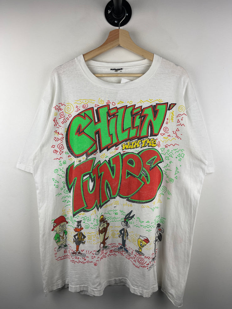 Vintage 90s Looney Tunes Chillin With The Tunes White Tee