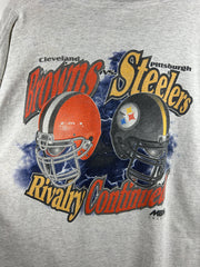 Vintage 90s NFL Logo Athletic Cleveland Browns VS Pittsburgh Steelers Grey Tee