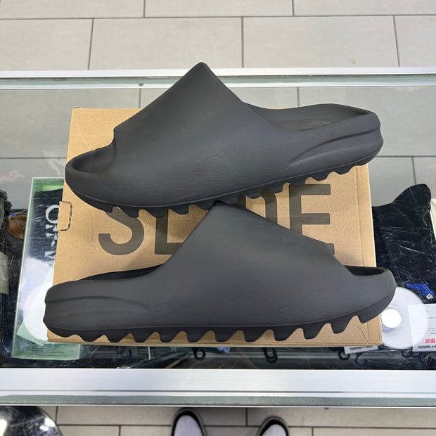 Yeezy Slide Onyx