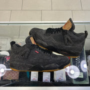 Jordan 4 Levi’s Black (Levi’s Tag)