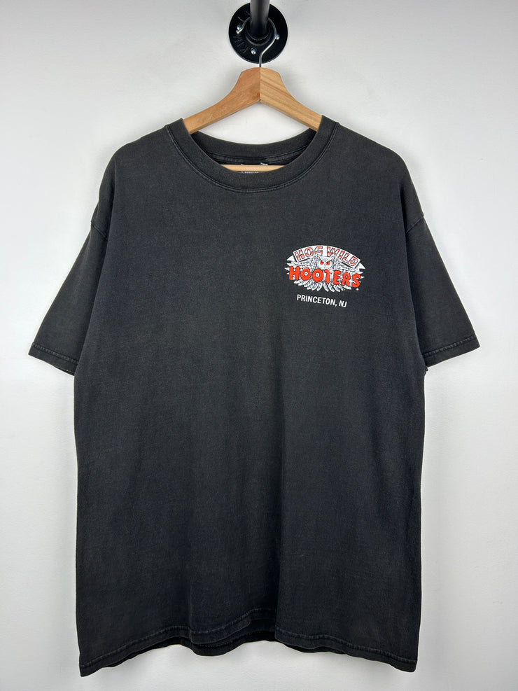 Vintage 90s Hooters Princeton Hog Wild Black Tee