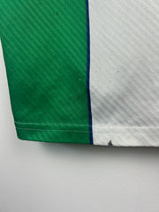Vintage 1994-1996 Umbro Republic Of Ireland Away Soccer Jersey