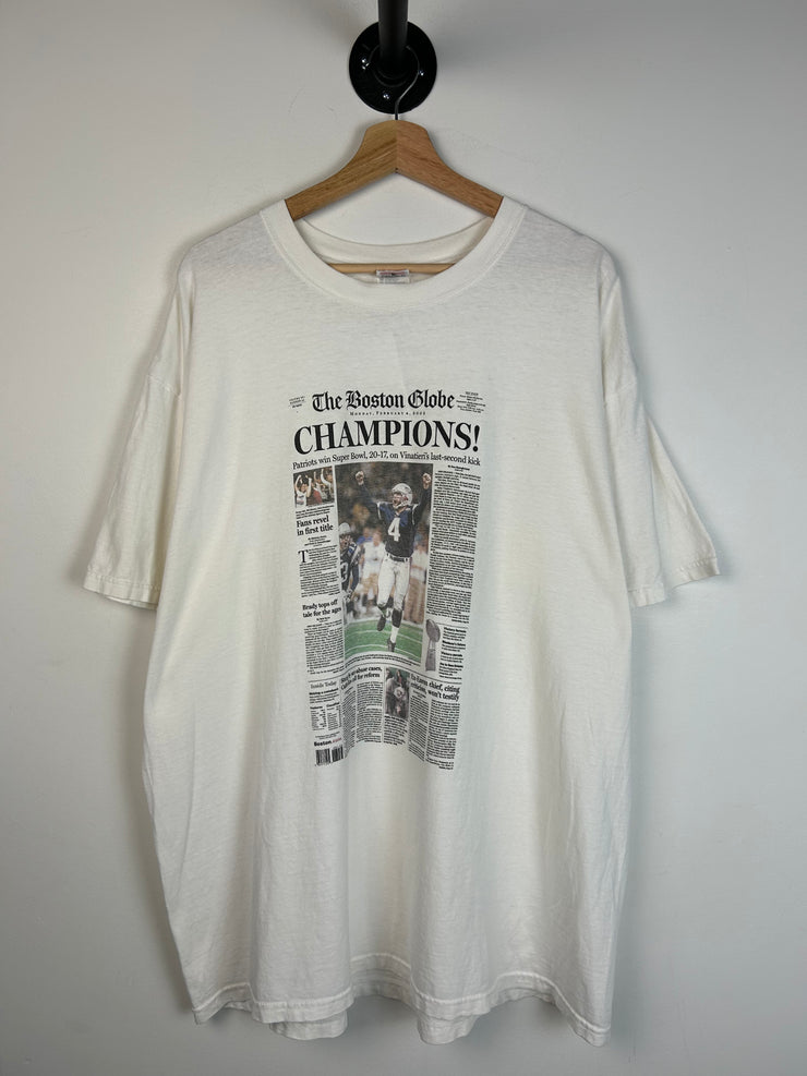 Vintage Y2K New England Patroits Champions Newspaper White Tee