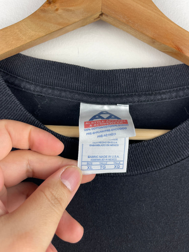 Vintage If You Can Read This Put Me Back On My Barstool Comedy Black Tee