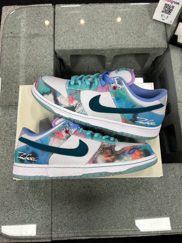 Nike SB Dunk Low Futura Laboratories Bleached Aqua