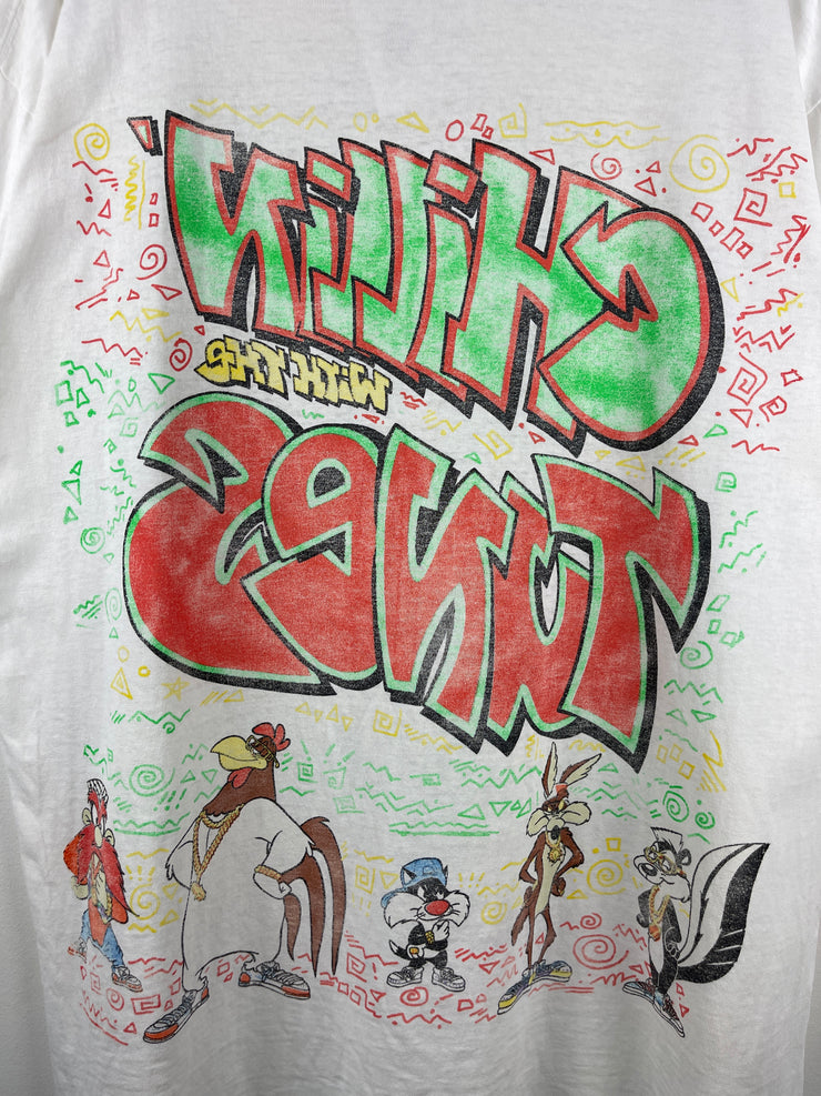 Vintage 90s Looney Tunes Chillin With The Tunes White Tee