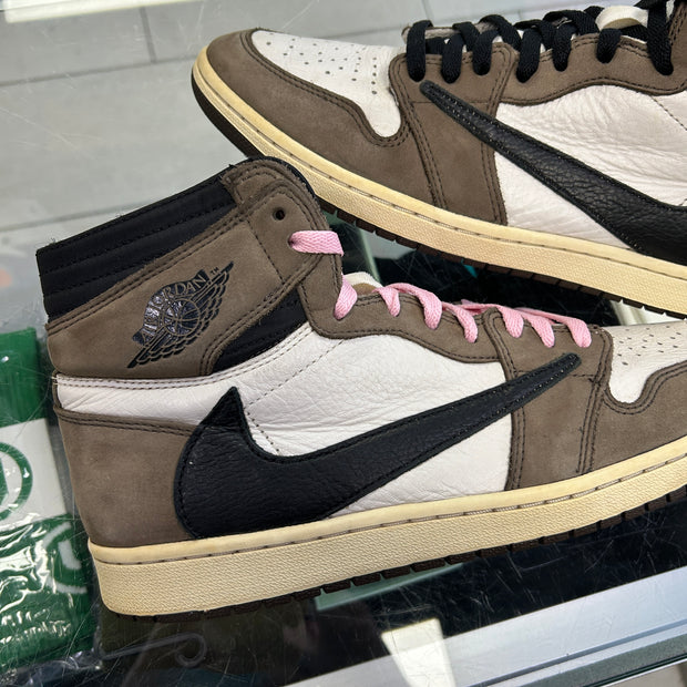 Jordan 1 Travis Scott Mocha
