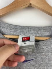 Vintage NBA Nike Los Angeles Lakers Middle Swoosh Grey Tee