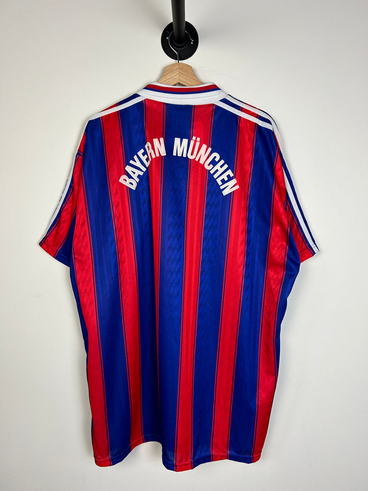 Vintage 1996/1997 Adidas FC Bayern Munchen Football Kit Jersey