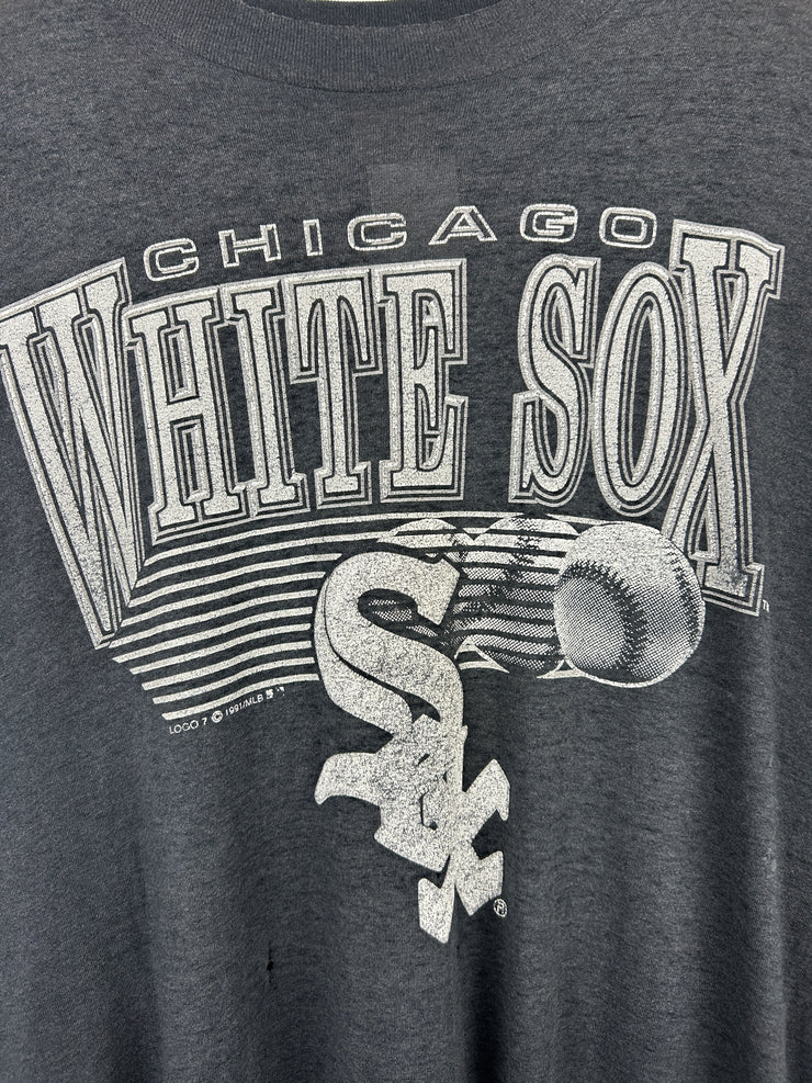 Vintage 90s MLB Logo 7 Chicago White Sox Faded Black Tee