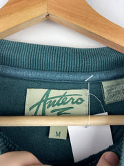 Vintage 90s Dog Golden Retriever Champion Class Embroidered Green Crewneck