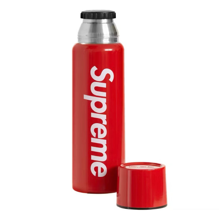 Supreme FW20 SIGG Vacuum Insulated 0.75L Red Bottle