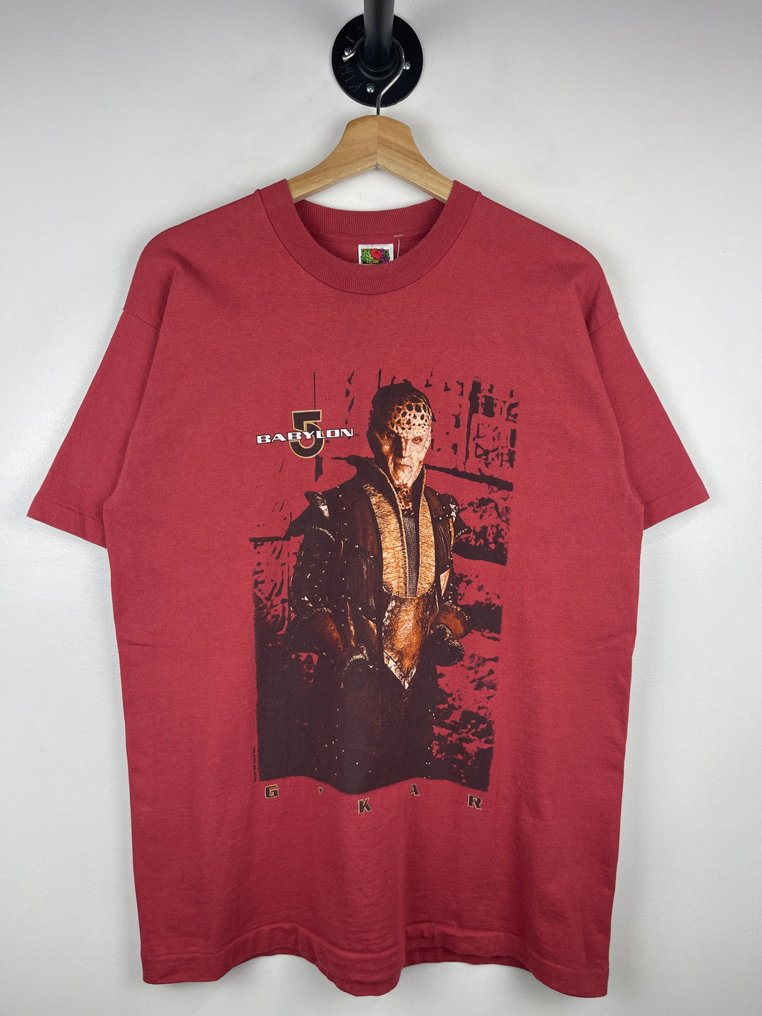 Vintage 90s Babylon 5 G'Kar TV Show Promo Burgundy Tee – Vintage