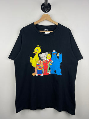 Kaws Sesame Street Group Black Tee