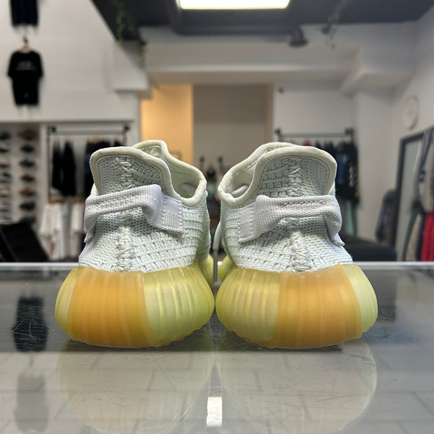 Yeezy 350 V2 Hyperspace