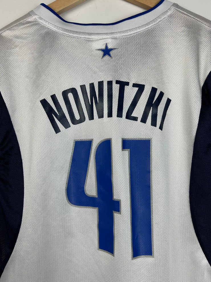 Vintage Y2K Reebok Dallas Mavericks Nowitzki White Basketball Jersey