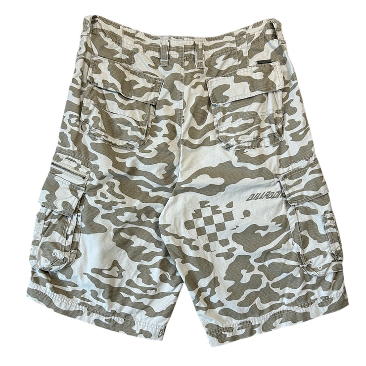 Vintage Y2K Billabong Baggy Camo Cargo Shorts