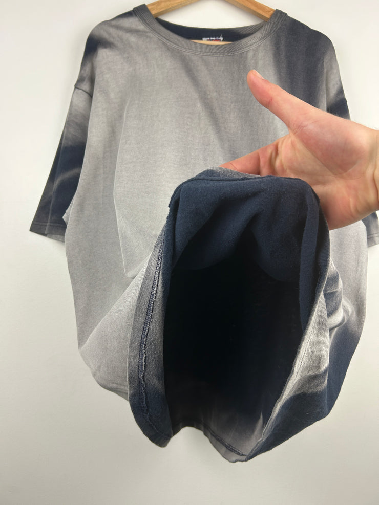 Vintage 90s Champion Sun Faded Navy Blank Tee