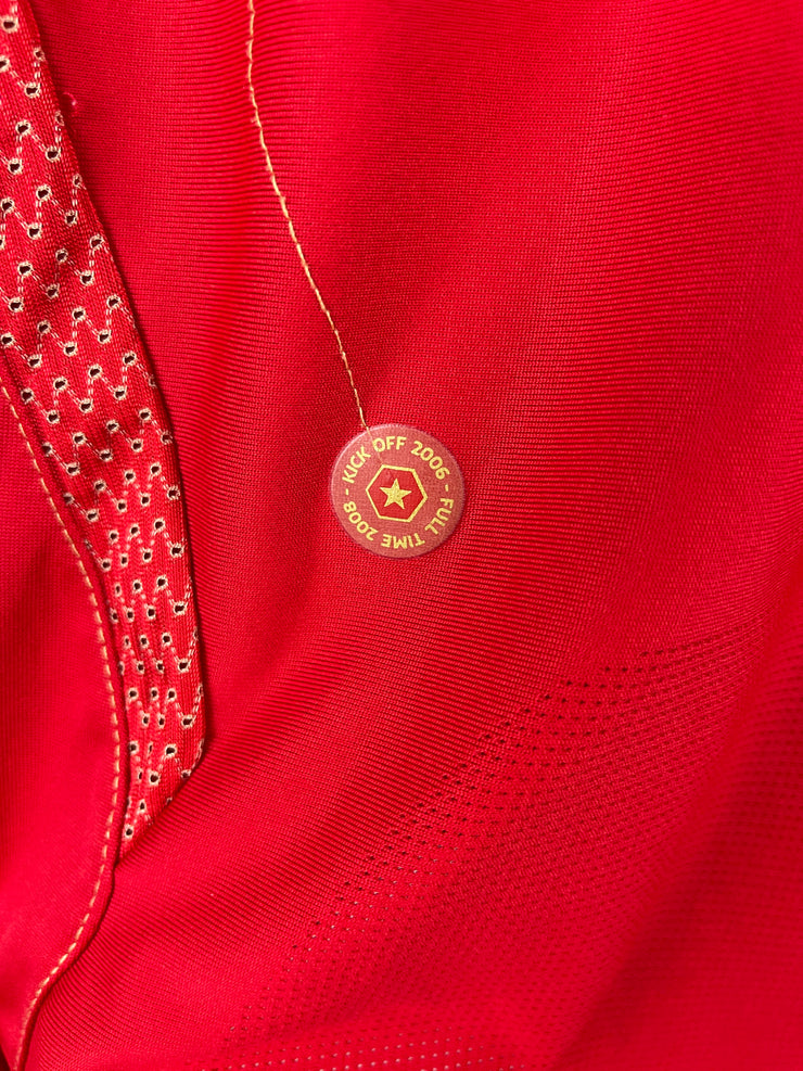 Vintage 2004-2006 Umbro England Home Red Soccer Jersey