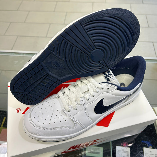 Jordan 1 Low Metallic Navy 85&