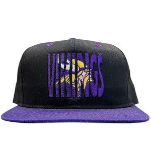 Vintage 90s NFL #1 Apparel Minnesota Vikings Black Snapback Hat