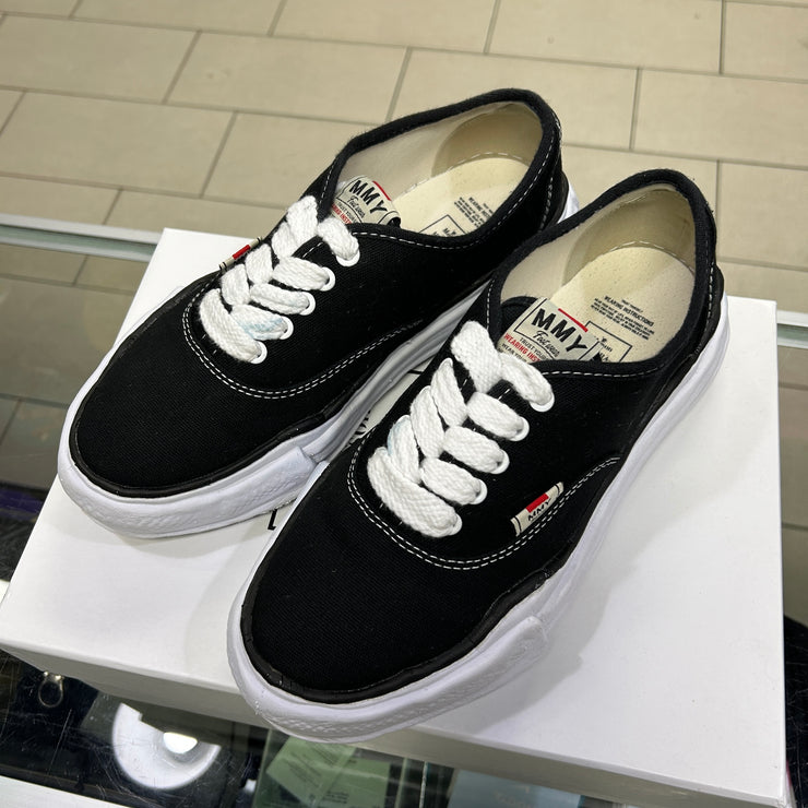 Maison Mihara Yasuhiro Baker OG Sole Canvas Low Black