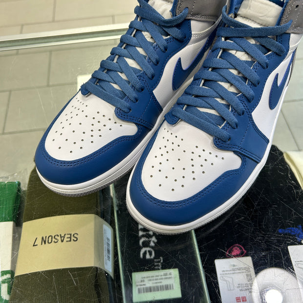 Jordan 1 True Blue