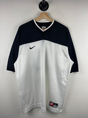 Vintage 90s Nike 00 White & Black Soccer Jersey