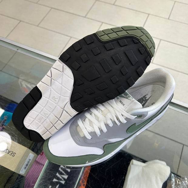 Nike Air Max 1 Premium Spiral Sage