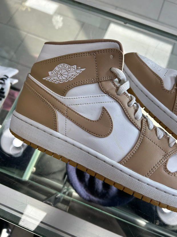 Jordan 1 Mid Tan Gum