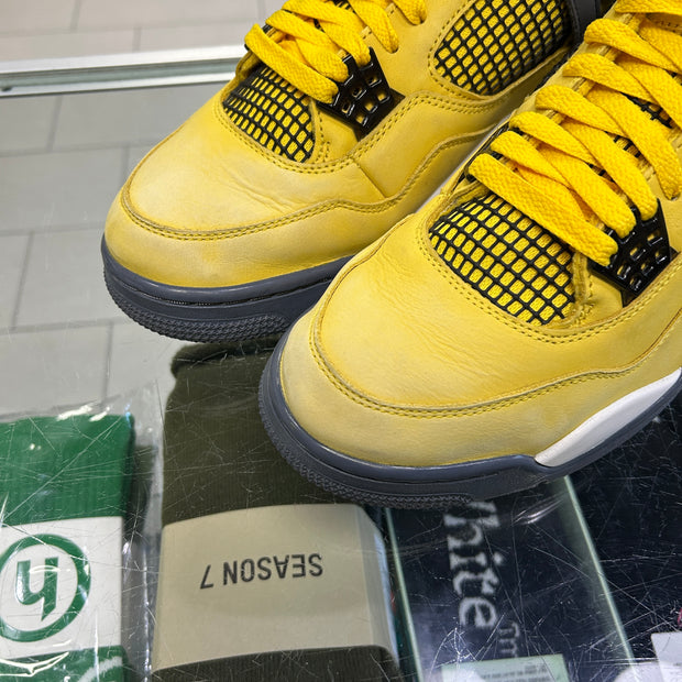 Jordan 4 Lightning