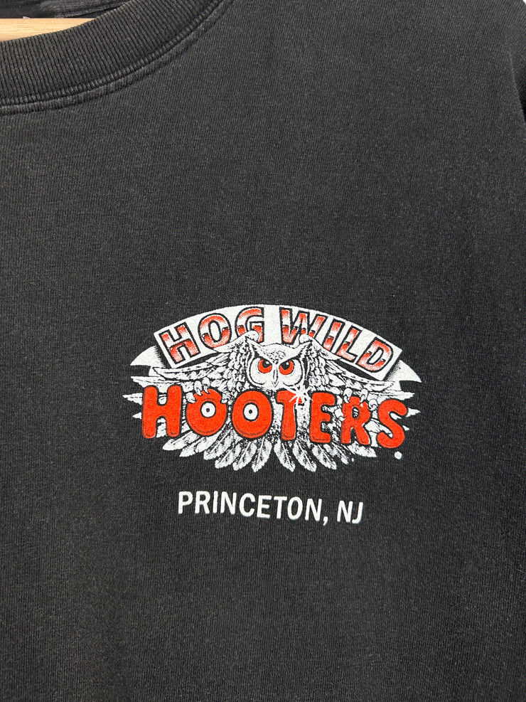 Vintage 90s Hooters Princeton Hog Wild Black Tee