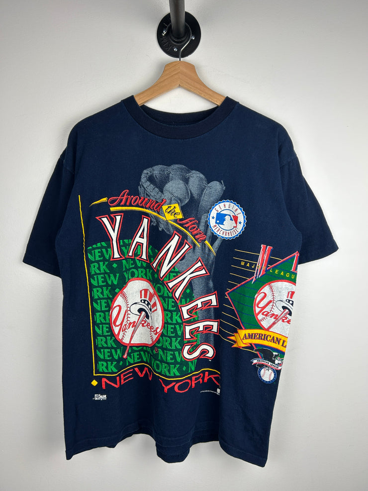 Vintage 90s MLB Salem New York Yankess All Over Print Navy Tee