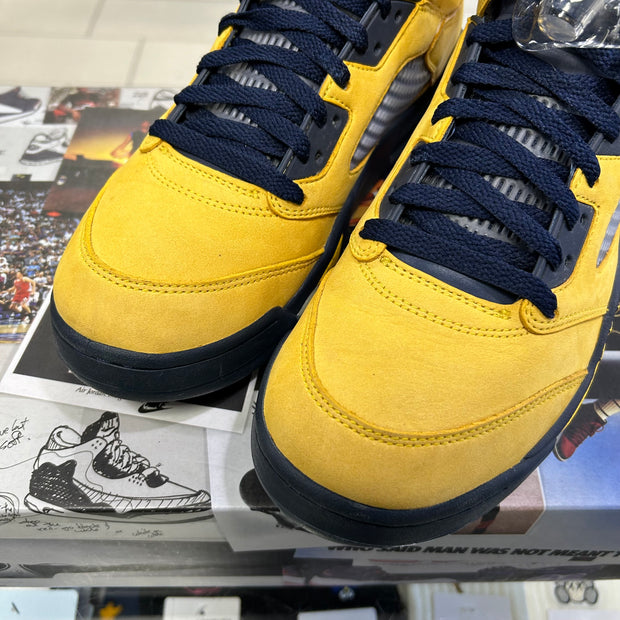 Jordan 5 Michigan 2019