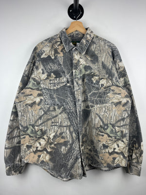 Vintage 90s Cabelas Real Tree Camo Long Sleeve Button Up Flannel