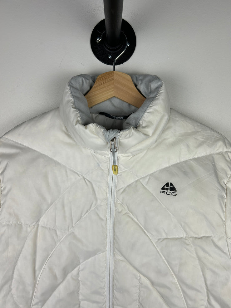 Vintage Nike ACG White Women’s Puffer Jacket