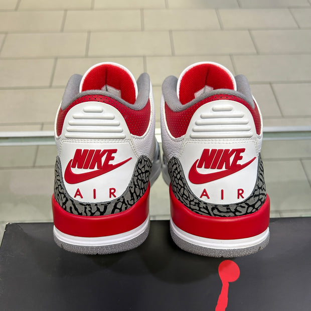 Jordan 3 Fire Red 2022