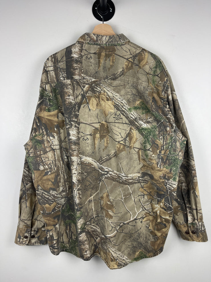 Vintage Cabellas Real Tree Camo Button Up Long Sleeve Shirt