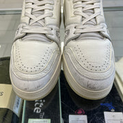 Louis Vuitton Trainer White Signature