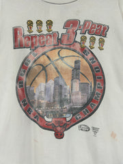 Vintage 1998 Chicago Bulls Repeat 3-Peat White Starter Tee