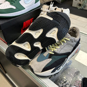 Yeezy 700 Wave Runner