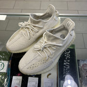 Yeezy 350 V2 Bone