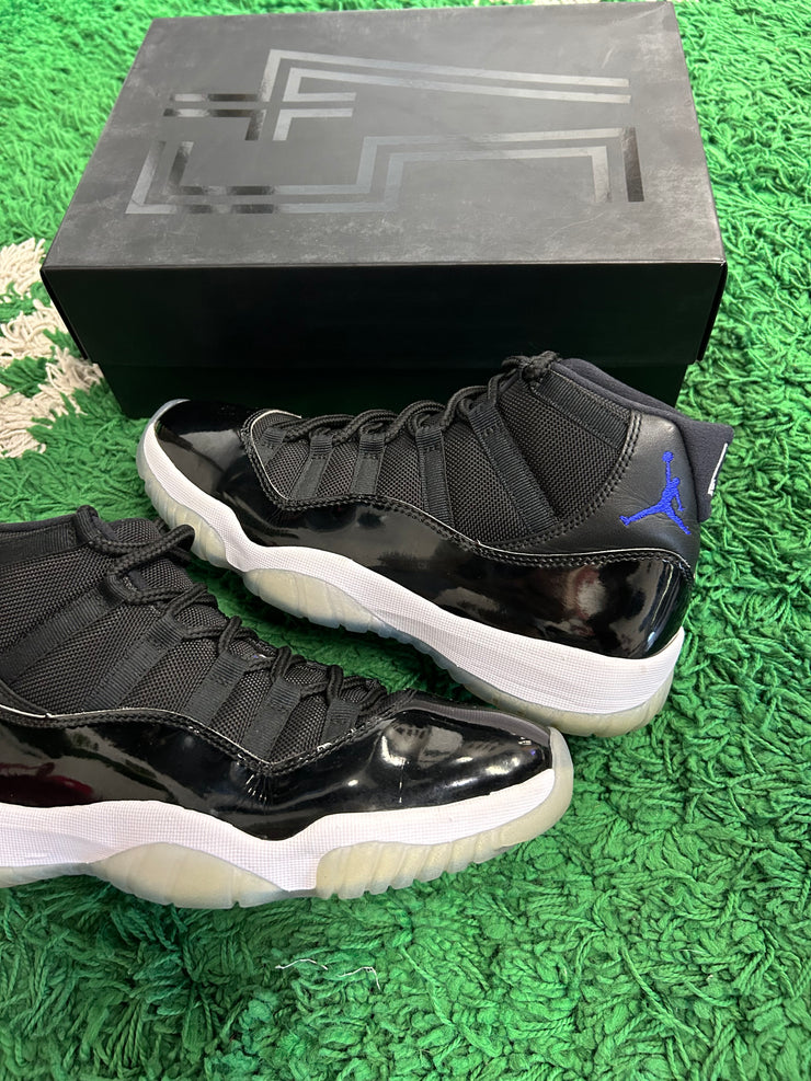 Jordan 11 2016 Space Jam