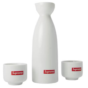 Supreme FW17 Sake Set