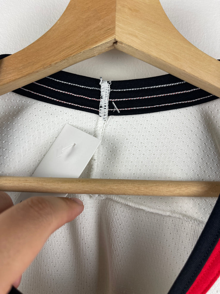 Vintage 90s NHL CCM Chicago Blackhawks White Hockey Jersey