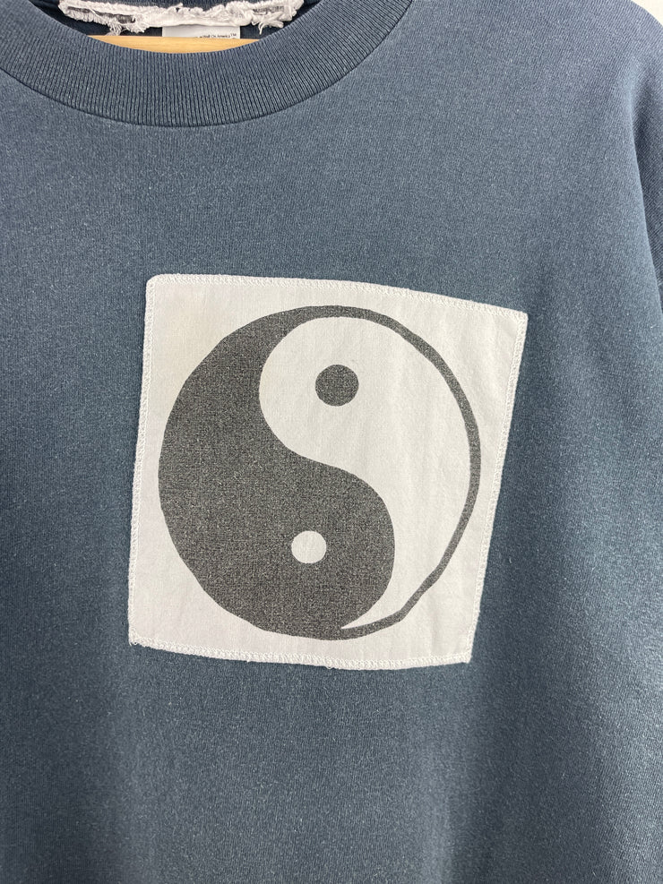 Vintage 90s Stedman Ying Yang Embroidered Black Tee