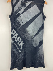 Vintage 90's DKNY Statue Of Liberty Women's Graphic Mesh Tank