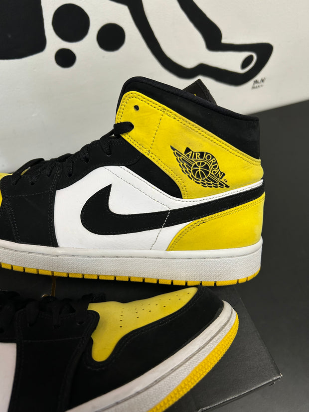 Jordan 1 Mid Yellow Toe Black